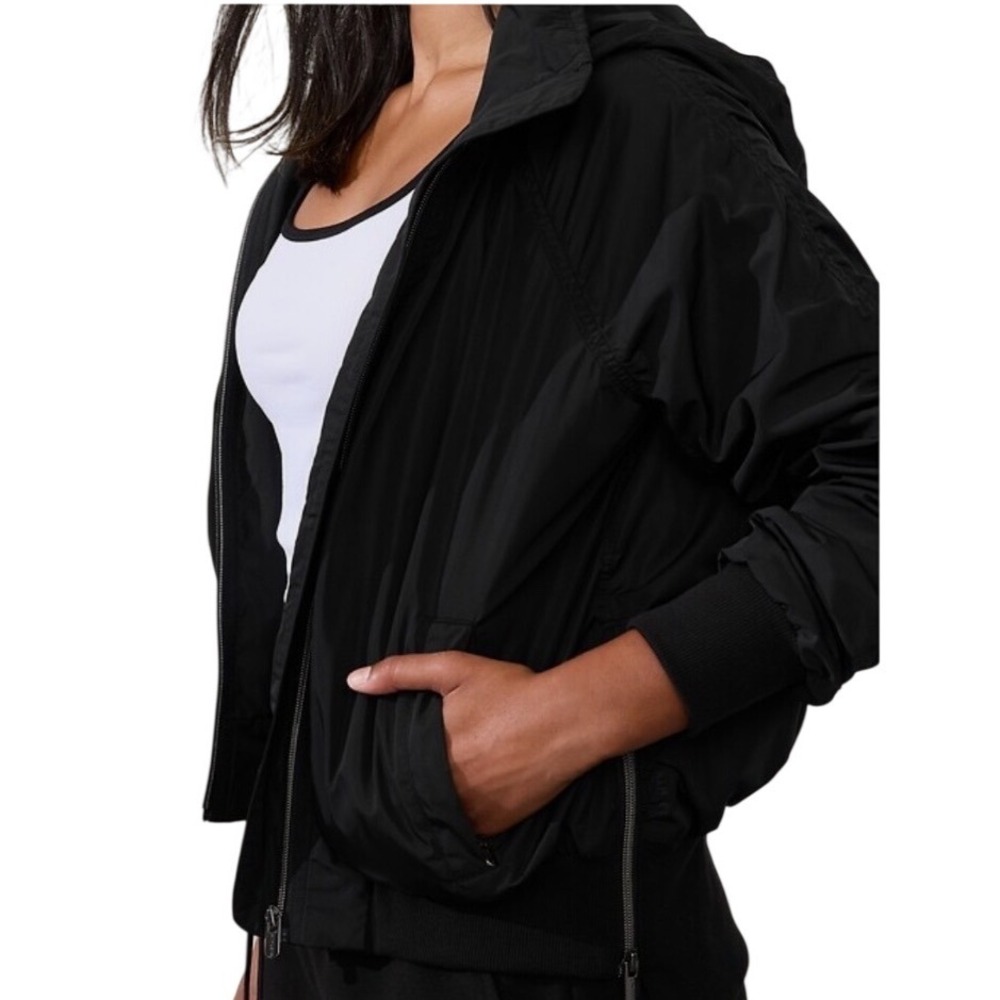 Athleta Jetset Bomber Jacket Black Medium Water Resistant Ruched Utility - Picture 5 of 12